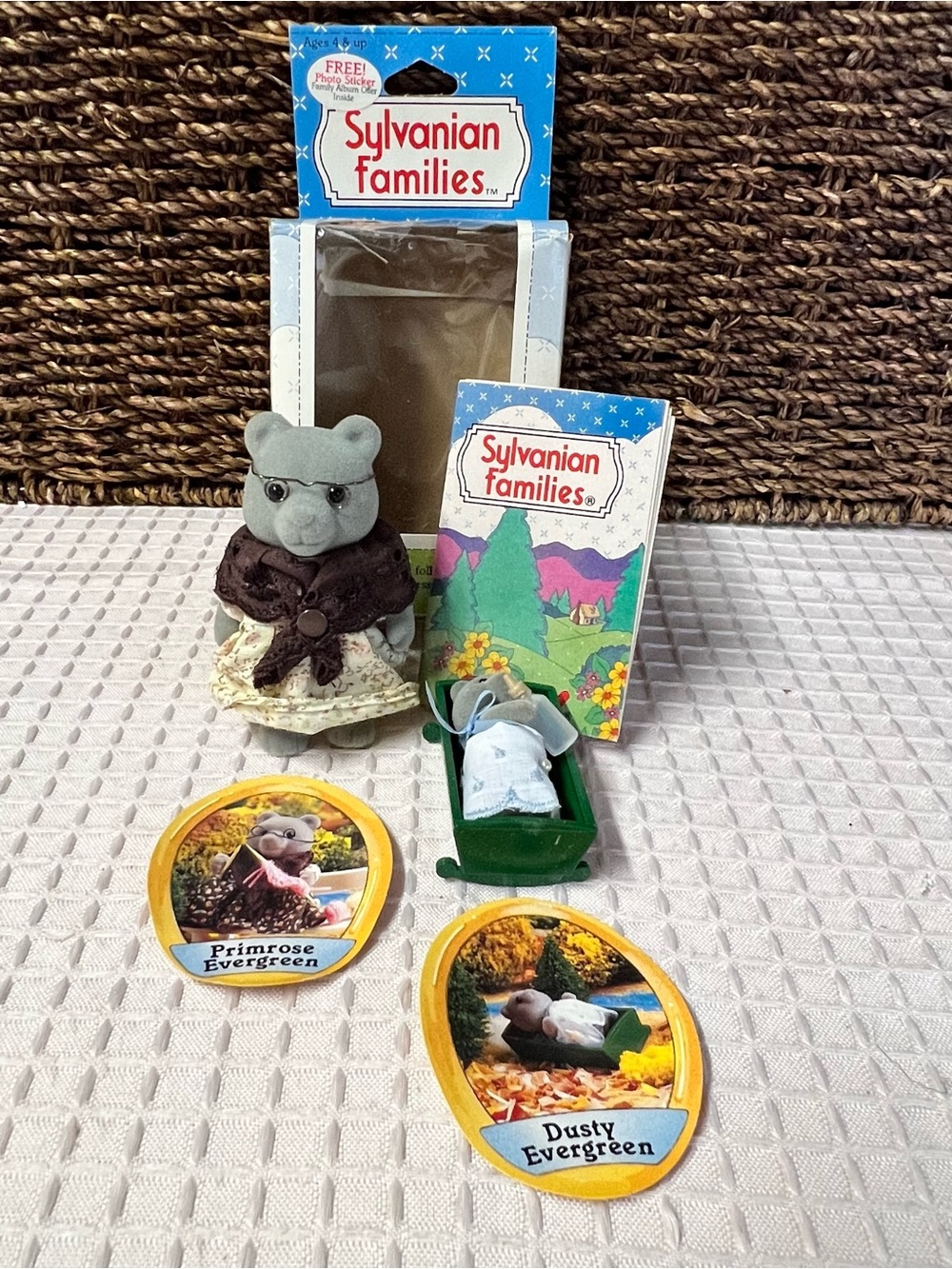 Vintage 1985 Sylvanian Families Evergreen Grey Bear Grandma and Baby in Cradle